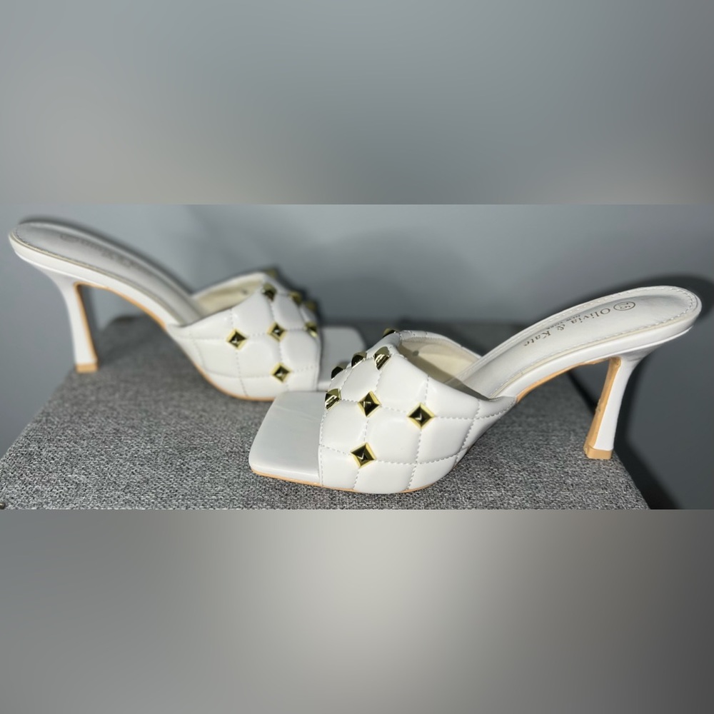 White size 7.5 Olivia and Kate New York